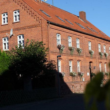 Alte Schule Schnackenburg Hotel Exterior photo
