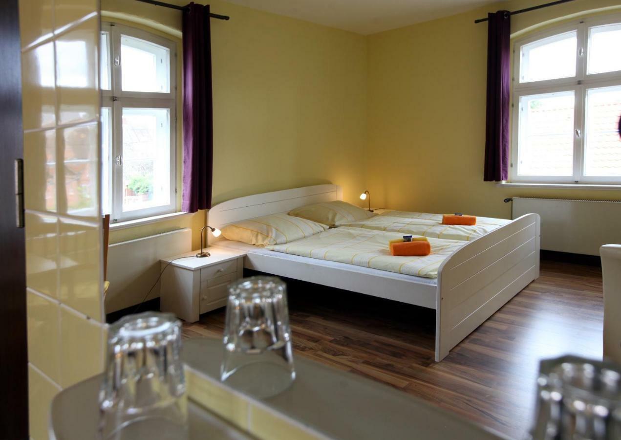 Alte Schule Schnackenburg Hotel Exterior photo